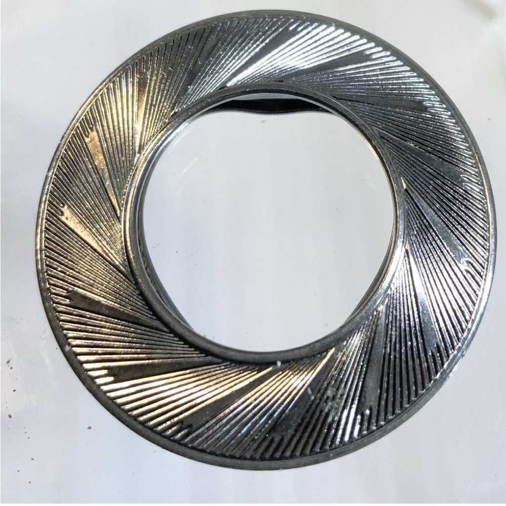 Vintage Lieba USA silver tone scarf clip 1.5” diameter.